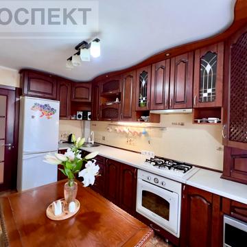 Героїв Крут вул. (Черепіна), 66