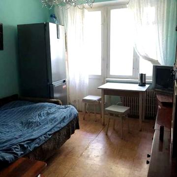 Продам свои две комнаты в трехкомнатной квартире