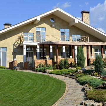 Продам дом с.Орловщина на берегу реки