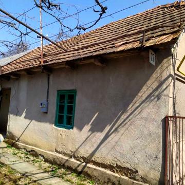 подам Будинок в селі Рафайново