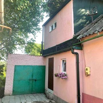 Продам 4 комнатный дом в ЦЕНТРЕ, возможна рассрочка