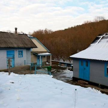 Продається дом, врємянка, літня кухня