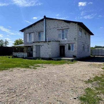 Продам дом 2этажа.330м.кв.