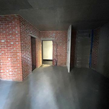 2 кімнатна квартира біля Центрального парку. Будинок з ДОКУМЕНТАМИ!!