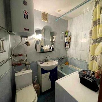 Продам 3к.квартиру метро Масельского.