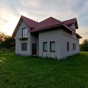 Продаж будинку с. Завадів.