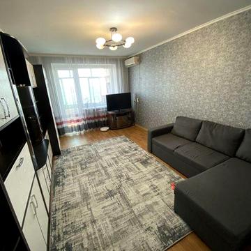 Продажа 2к.кв.Советская Сотка !Самый центр!