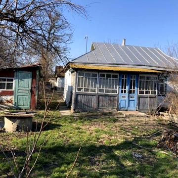 Будинок з великою ділянкою у с. Вязівок