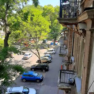 Троїцька вул., 5
