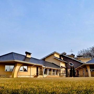 Особняк 737м2 с участком 30соток в ближайшем пригороде Киева, Гатное!