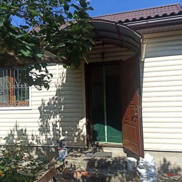 Продам добротный целый дом в Бабаях, все удобства