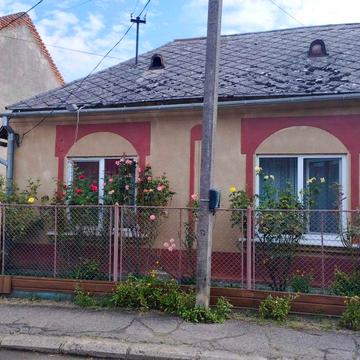 Продається будинок (напівособняк), вул. Українська Код: 13240