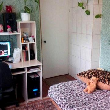 Терміново продам 2к квартиру з міжкімнатною дров`яною піччу