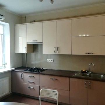 Сдам 2 -VIP-к  в центре с АО можно для 3 мужчин от 1 мес и выше