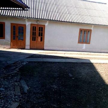 Продам будинок власник  с.Сучевени