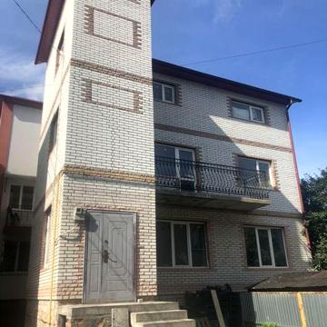 Продаеться будинок Новий світ