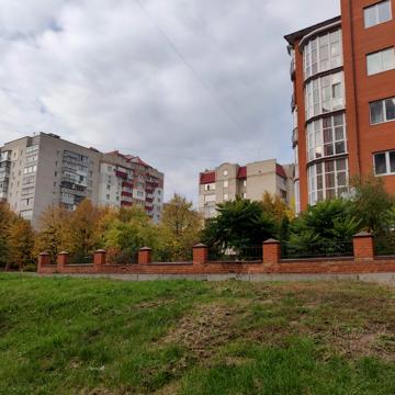 Новомістенська, 10