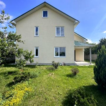 Будинок 170 м2 + будинок з підвалом 70 м2. 14 соток