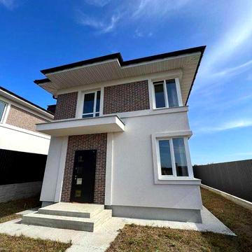 Продається затишний та просторий двоповерховий будинок без %!