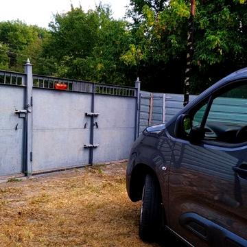 Дом на берегу речки Рось. Місто Богуслав.