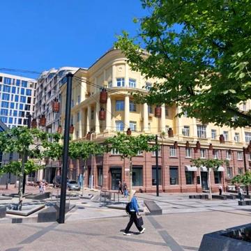Первозванівська вул., 6