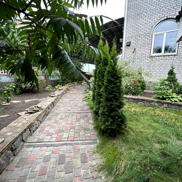 Приватний 2х поверховий будинок у місті р-н Петрівка