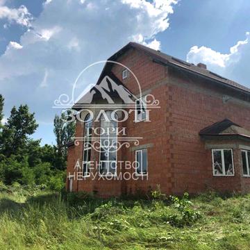 Гореничі земельна ділянка 12 соток з будинком 400 кв.м. біля лісу