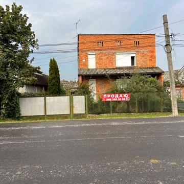 Продається будинок в с. Вишково