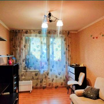 Продам 2 комнатную на Победы,68 б