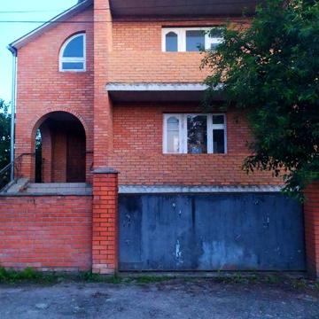Продам 1/2 будинку. с. Вінницькі Хутори, Він. р-н, вул. Немирівська 46