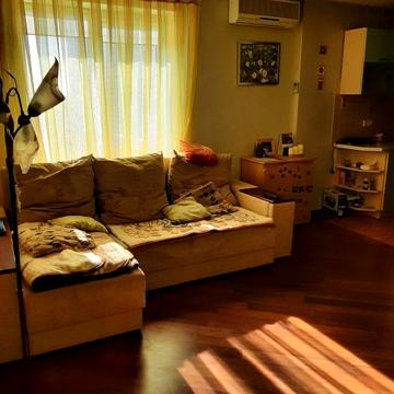 Продам 2к квартиру на Незалежності, 17