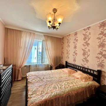 Штурмова вул., 7