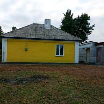 Продаж житлового будинку