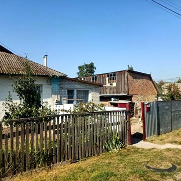 Продам житловий будинок