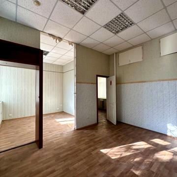 Преображенська вул., 17