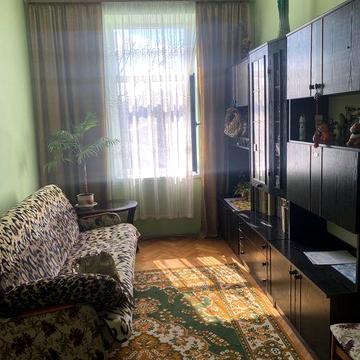 Продаж двохкімнатноі квартири центр