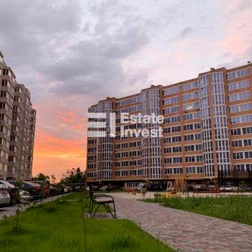 Продам 2 кімн. квартиру на пров. Лосівський, 4, ЖК Лазурний