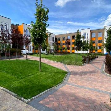 Продаж великої трикімнатної квартири. З документами. Без комісії.