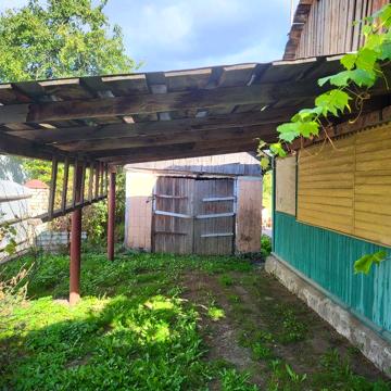 Продам будинок з земельною ділянкою(Клесів)