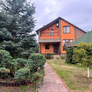 Затишний, якісний будинок з каміном 160 м.кв. с.Пухівка