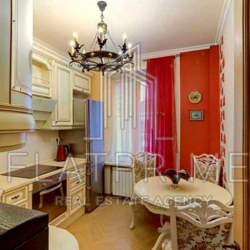 Продаж 3к квартири Печерськ Кловський Узвіз 14/24