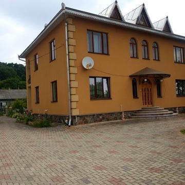 Продам будинок с. Рожнів