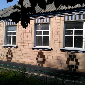Продаю дом в городе Корсунь- Шевченковський (ул.Черняховського 49)