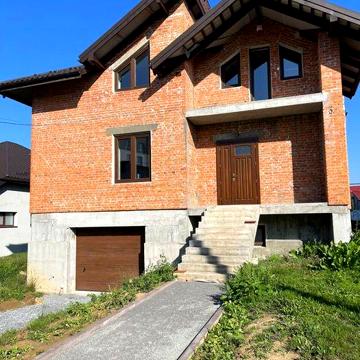 Будинок, особняк, новобудова, незавершене будівництво Малехів