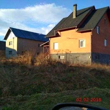 Продаж будинку із землею в c.Стримба Івано-Франківської обл. 86800$