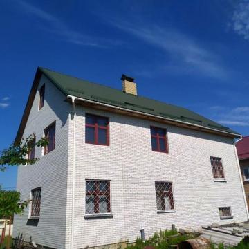 10км від Києва по Житомирській трасі, дім - дача, ділянка 20соток