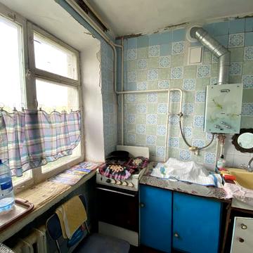 Продам 3 к.кв в Чугуеве. парковая зона