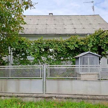 Приватний будинок