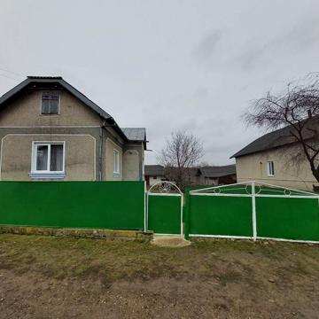 Продам дачний будинок
