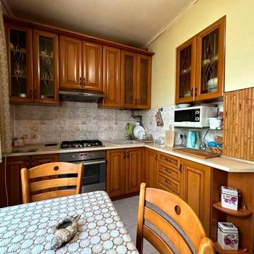 Продаж окремої частини будинку вул. Орлина Львів 83 м ціна 105 тис
